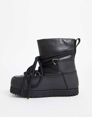 all black snow boots