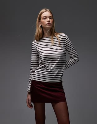 & Other Stories - Langärmliges Oberteil mit U-Boot-Ausschnitt und Streifen in Purpurrot und Weiß-Lila