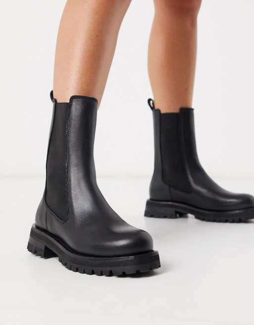 Leather chunky chelsea boots best sale