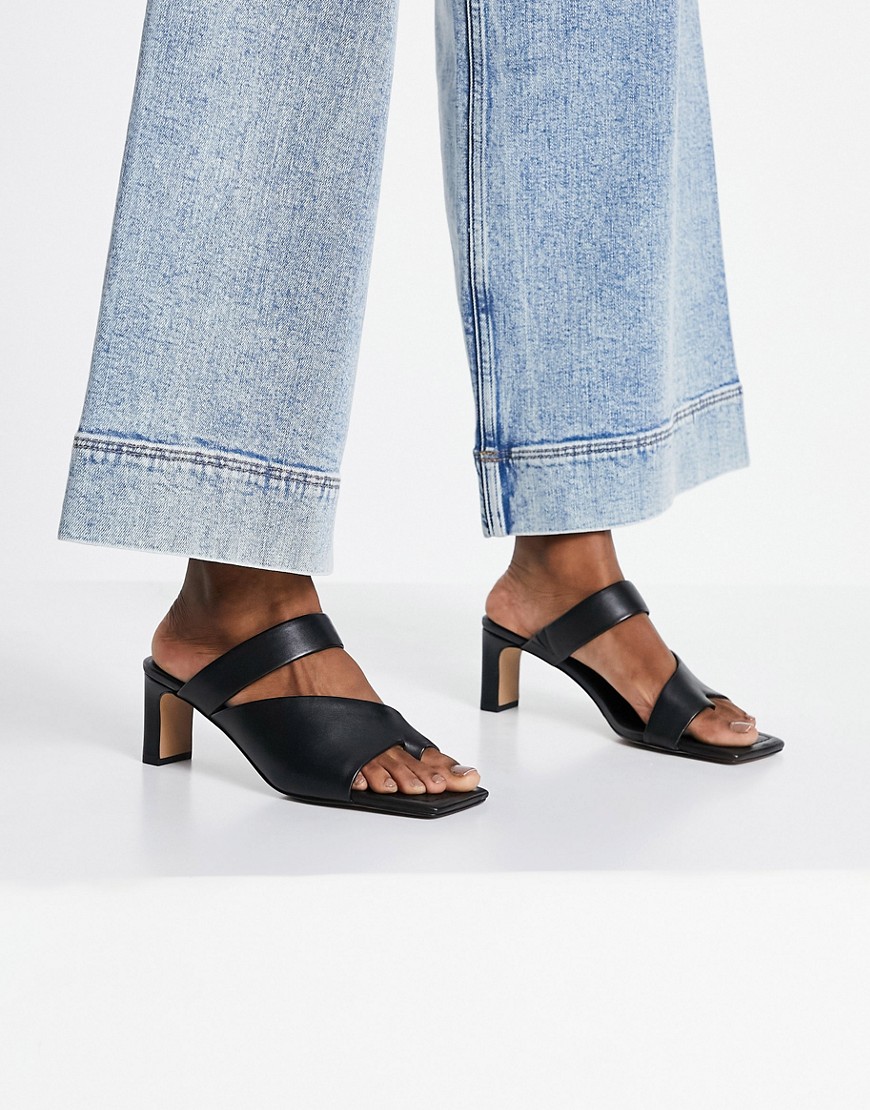 Other Stories &  Leather Heeled Sandals With Toe Post In Black