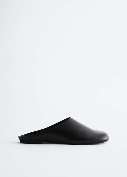 & Other Stories leather mule in black, 2 of 5