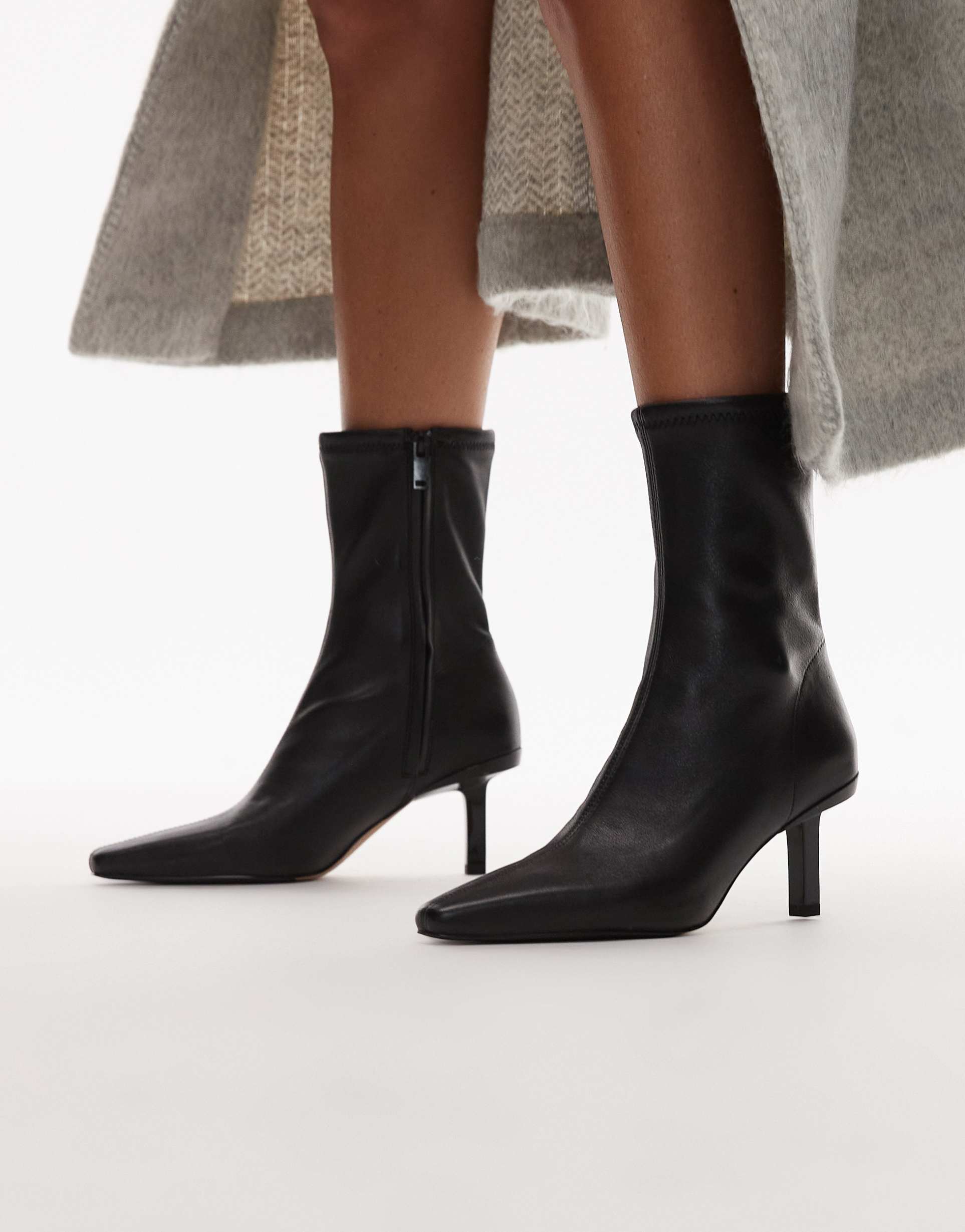 & other stories leather pointed toe heeled ankle boots in black