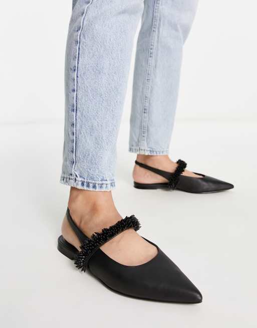 Flat shop leather slingbacks