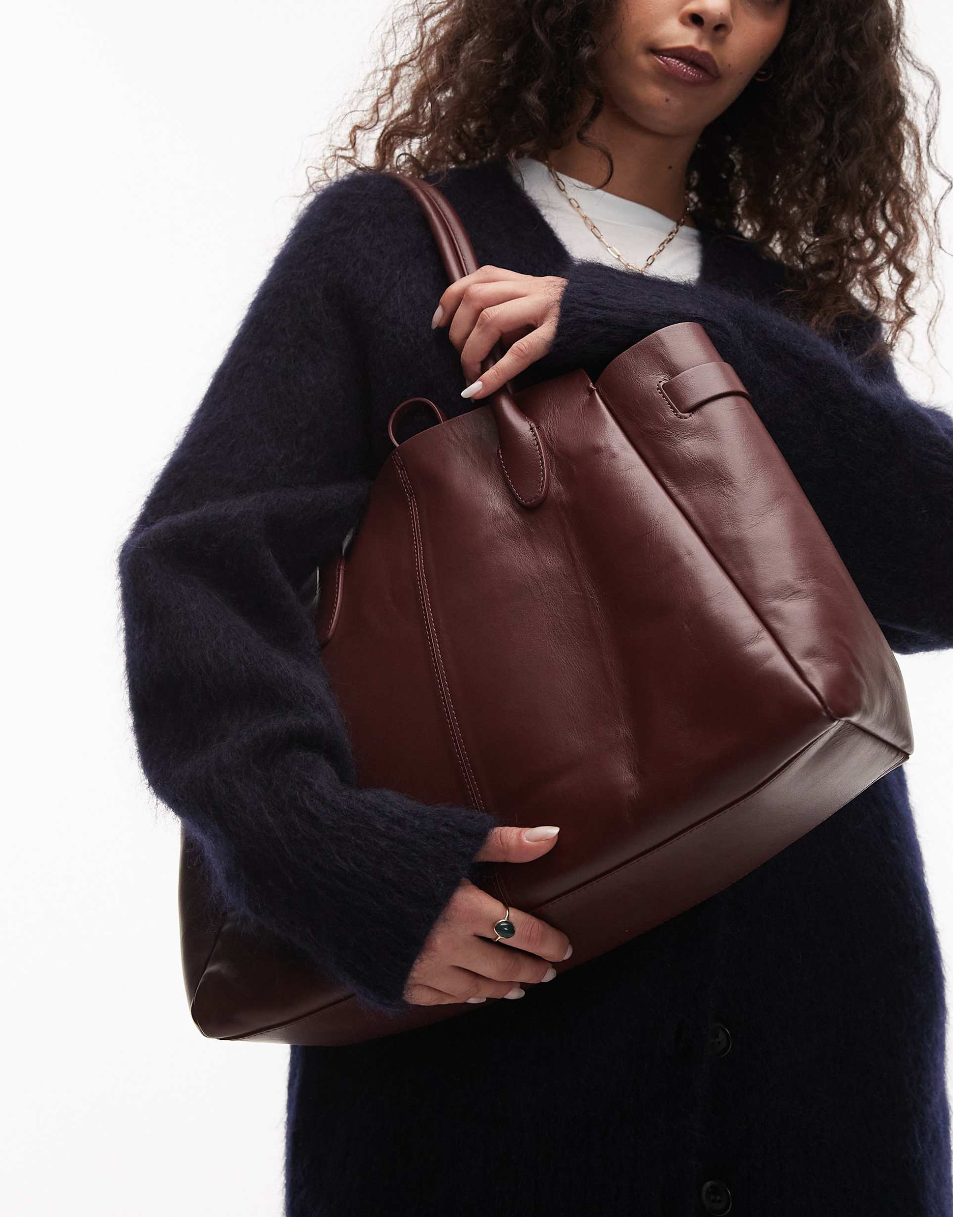 & other stories leather tote bag in burgundy