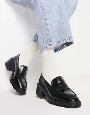 & Other Stories - Leder-Loafer mit dicker Sohle in Schwarz