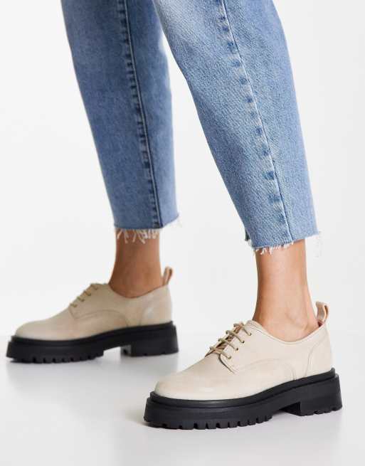 & Other Stories - Leren veterschoenen met dikke zool in beige