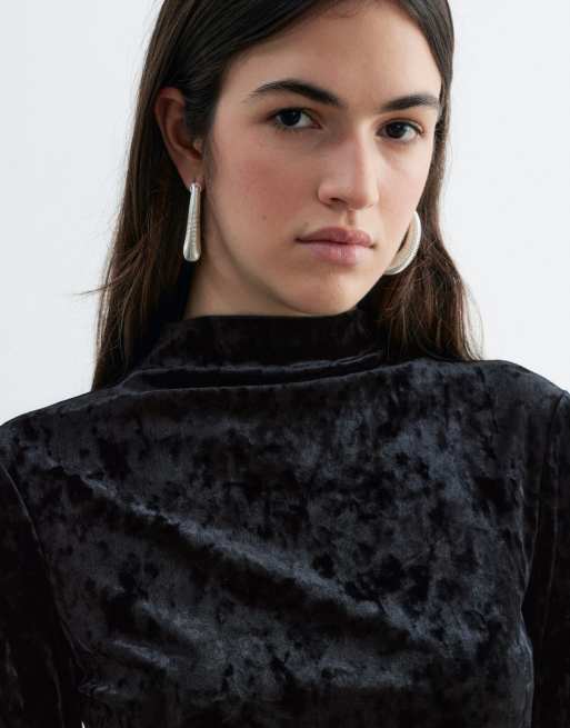& Other Stories long sleeve turtle neck velvet top in black, 2 of 4