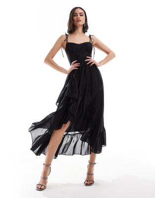 & Other Stories - Midaxi-Kleid in Schwarz mit Spaghettiträgern und asymmetrischem Rüschensaum