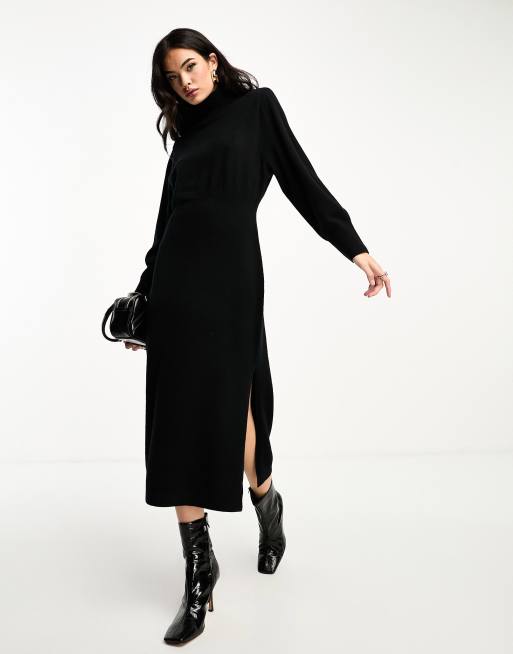 & Other Stories – Midaxikleid aus Wollstrick in Schwarz mit Schulterpolstern
