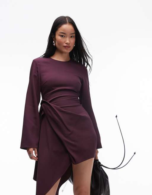 & Other Stories - Mini-jurk met stretch en asymmetrisch gedrapeerd sleepdetail in bordeauxrood