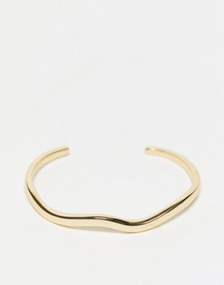 & Other Stories minimal cuff bracelet in wavy gold