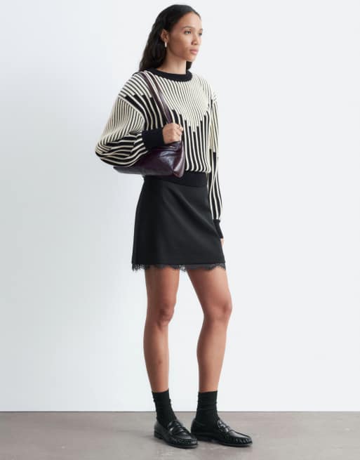 & Other Stories Minirock aus Wollmix mit Spitzenbesatz in Schwarz, 4 von 5