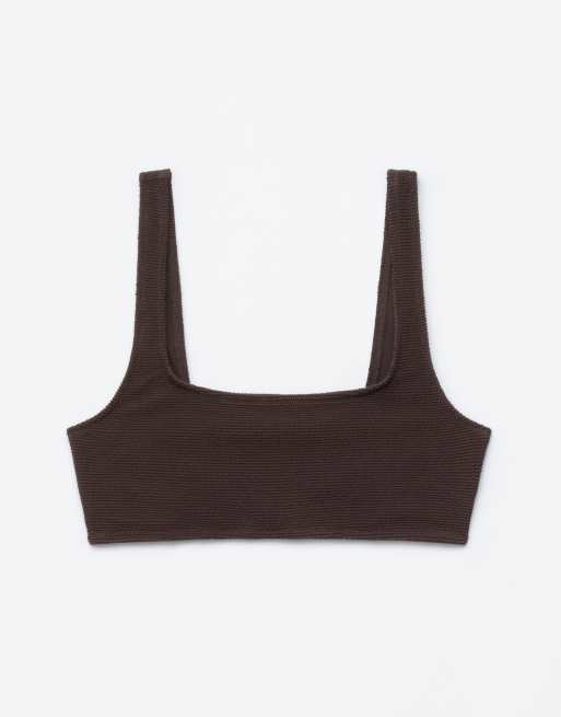 & Other Stories – Mix and Match – Bikinioberteil mit eckigem Ausschnitt in Knitter-Optik in Braun, 3 von 3