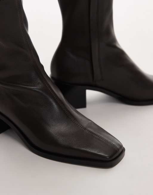 & Other Stories – Mörkbruna, grova ankelboots med klackar i läder, 3 av 4