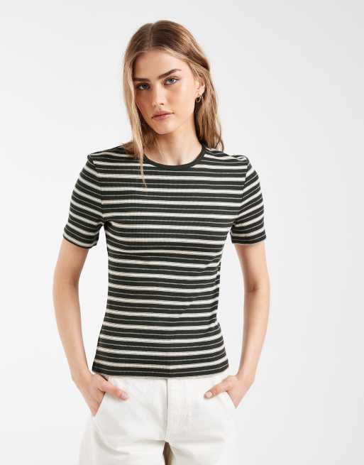 & Other Stories - Mørkegrøn stribet slim-T-shirt i superblødt ribstrik, 3 af 4