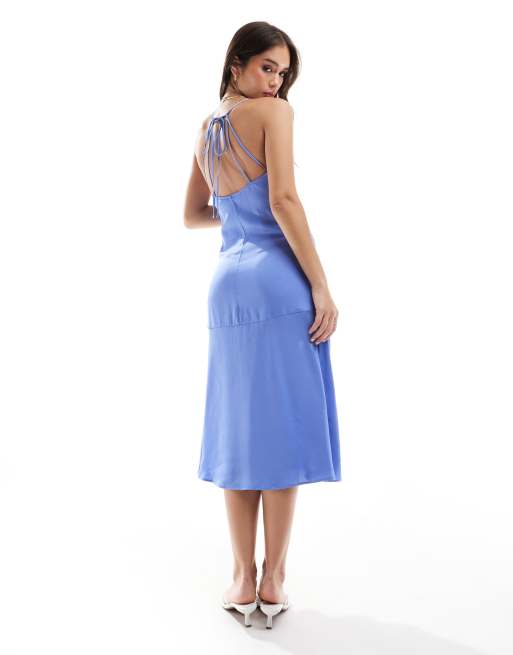 & Other Stories – Neckholder-Midikleid in Blau mit Riemchendetail auf dem Rücken