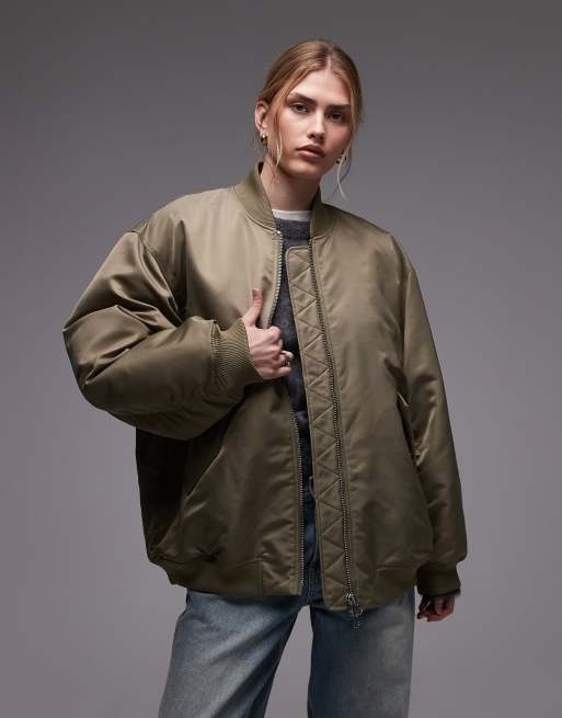 & Other Stories – Nylonowa kurtka bomberka oversize z marszczeniem na rękawach w zielonym odcieniu khaki