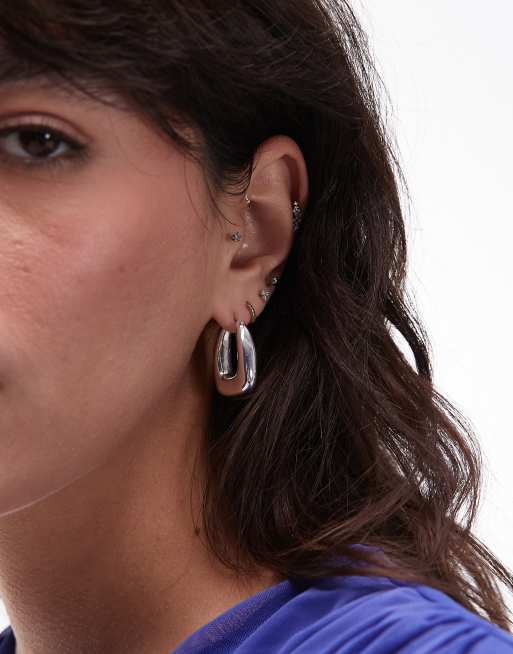 & Other Stories - Orecchini a cerchio spessi argentati con design quadrato