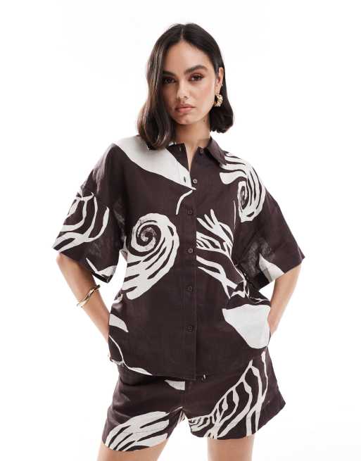 & Other Stories - Overhemd met linnenlook, korte mouwen en abstracte bladerenprint, deel van cco-ord set