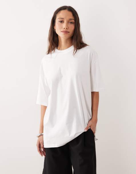 & Other Stories – Oversize-Boyfriend-T-Shirt in Weiß - view 1