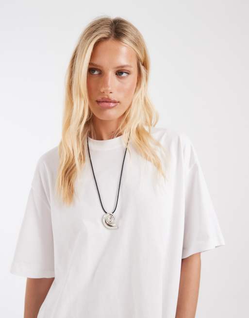 & Other Stories – Oversize-Boyfriend-T-Shirt in Weiß, 4 von 4