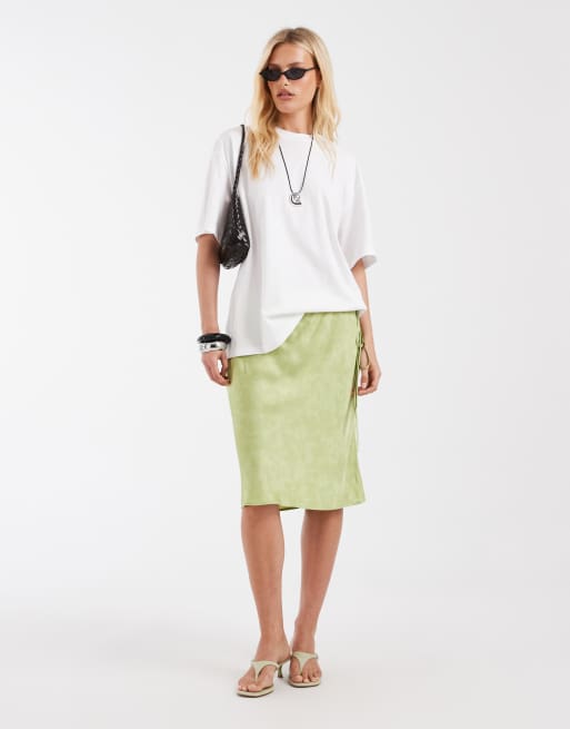 & Other Stories oversized boyfriend t-shirt in white, 3 of 4