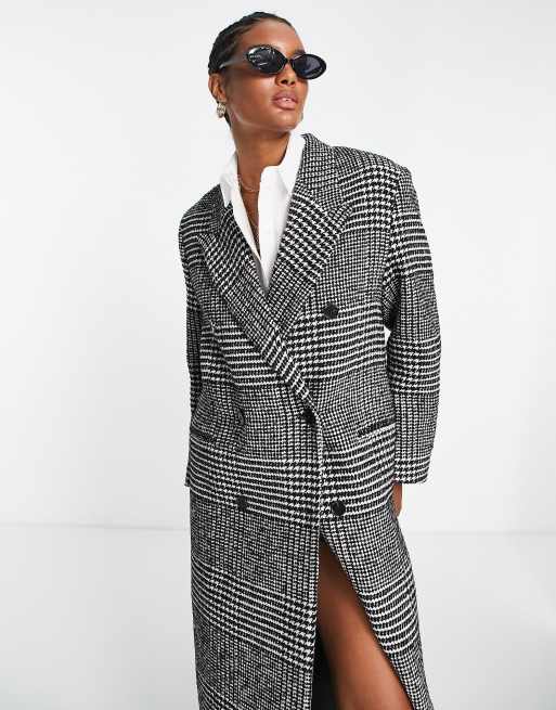 Long checked outlet jacket