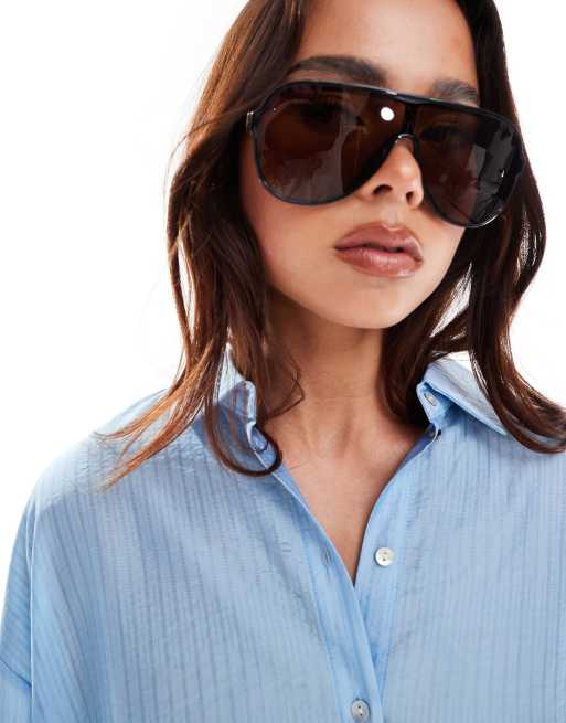 & Other Stories - Oversized sorte visor-solbriller med farvede glas