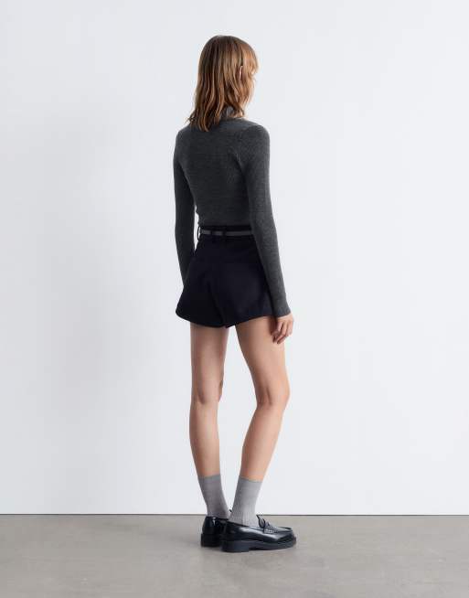 & Other Stories - Polo in maglia semitrasparente grigio scuro con scollo a imbuto, 3 di 4