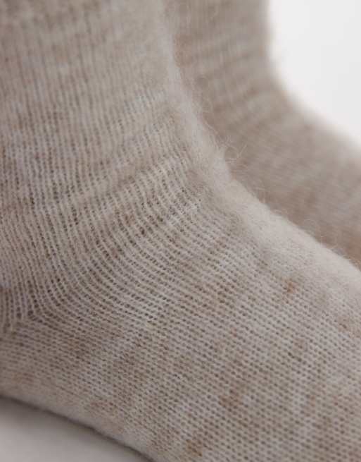 & Other Stories – Premium – Socken in Beige aus Wolle und Mohair, 3 von 3