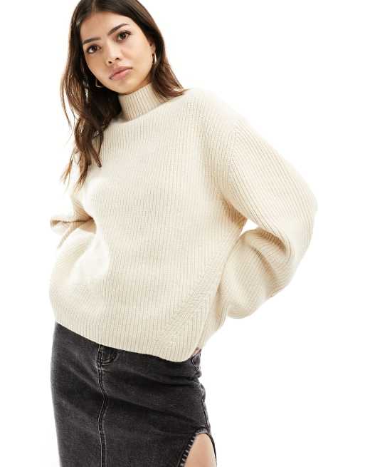 & Other Stories - Pull en laine mérinos et coton mélangé avec manches scupturales - Blanc cassé, 3 de 4