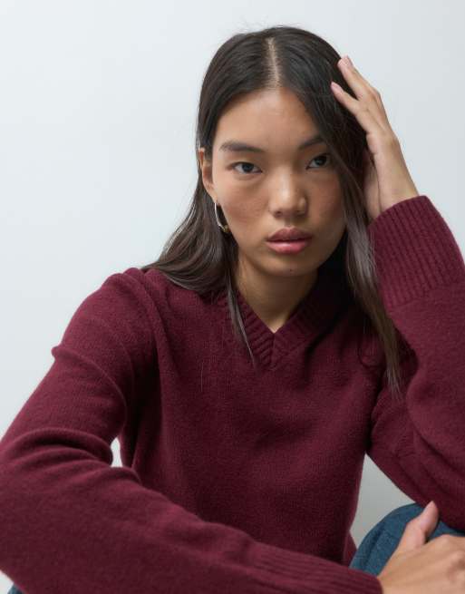 & Other Stories pull en maille col V en laine bordeaux, 5 de 5