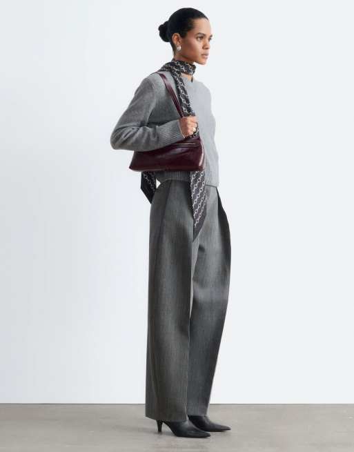 & Other Stories pull en maille col V en laine gris, 3 de 3
