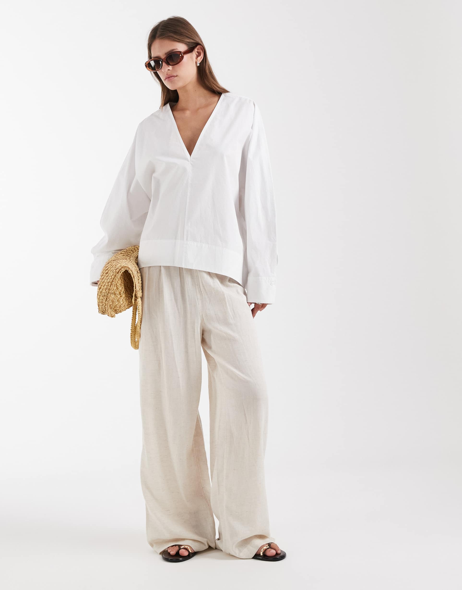 & other stories pure cotton poplin v neck balloon shape blouse in white