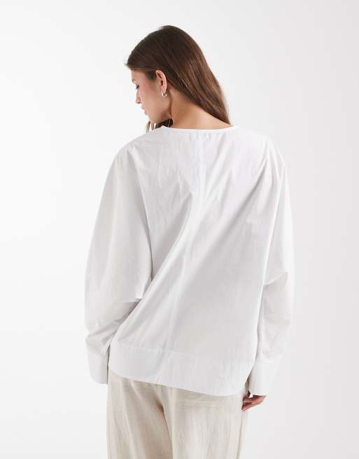 & Other Stories pure cotton poplin v neck balloon shape blouse in white, 4 of 4