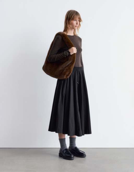 & Other Stories pure wool lettuce edge long sleeve top with thumbhole detail in brown, 3 of 4