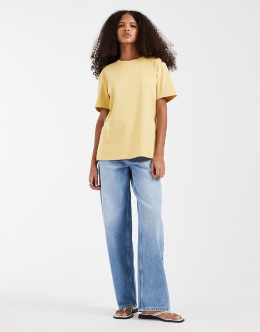 & Other Stories relaxed short sleeve t-shirt in yellow, 3 of 4
