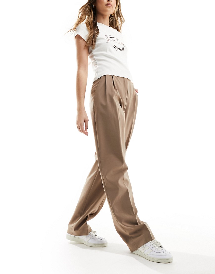 & Other Stories relaxed tailored trousers in beige-Neutral