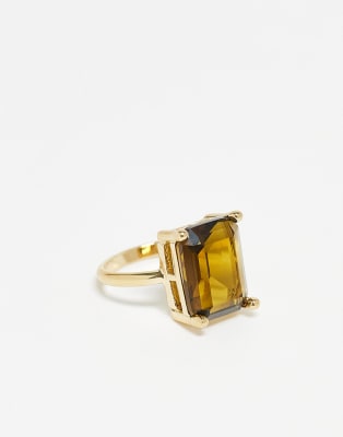 & Other Stories - Ring in Gold-Optik mit eckigem, braunem Schmuckstein-Goldfarben