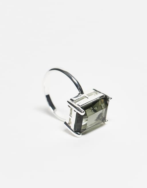 & Other Stories – Ring in Silber-Optik mit eckigem, grünem Schmuckstein, 3 von 3