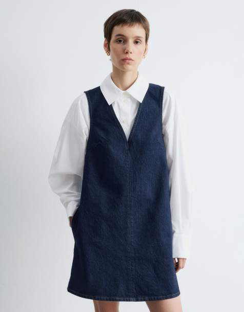 & Other Stories - Robe courte à col V et surpiqûre à l'avant en jean stretch - Bleu foncé délavé - view 1