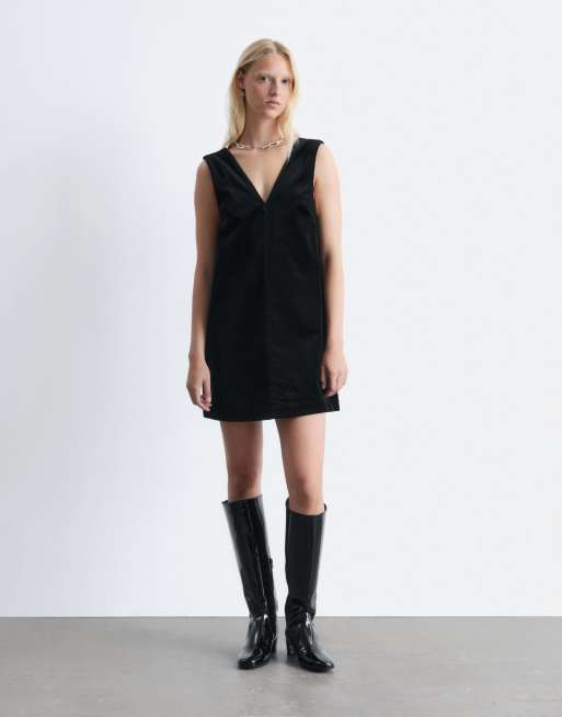 & Other Stories - Robe courte stretch en velours à col V et coutures apparentes à l'avant - Noir, 3 de 4