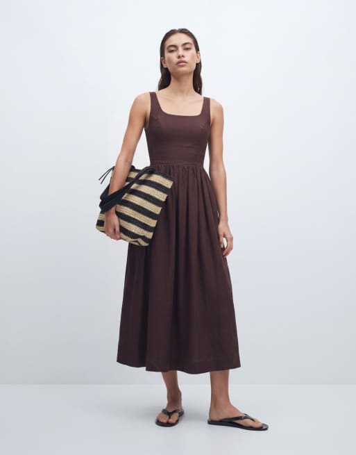 & Other Stories - Robe longueur mollet à corsage ajusté et ourlet volumineux - Marron, 9 de 11