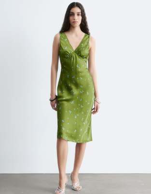 Robe mi-longue coupée en biais en satin à imprimé fleuri - Vert 40