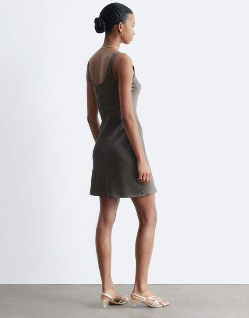 & Other Stories - Robe nuisette courte en satin - Marron taupe , 4 de 4