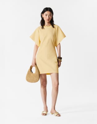 & Other Stories - Robe t-shirt courte en jersey à manches kimono courtes - Jaune