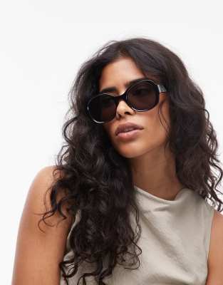 & Other Stories round oversized sunglassses in black - view 1