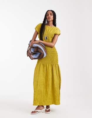& Other Stories Ruched Crinkle Maxi Dress In Green