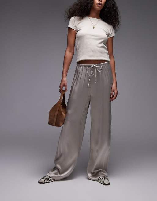 & Other Stories - Satijnen broek met wijde pijpen en elastische taille in beige, 4 van 5