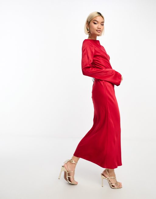 & Other Stories – Satin-Midikleid in Rot mit geschnürtem Rückenausschnitt, 3 von 4